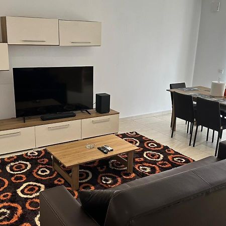 Your Elegant Home Away From Home Shared Apartment Only With Host Żebbuġ Eksteriør billede
