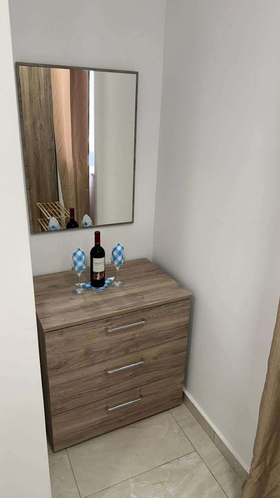 Your Elegant Home Away From Home Shared Apartment Only With Host Żebbuġ Eksteriør billede