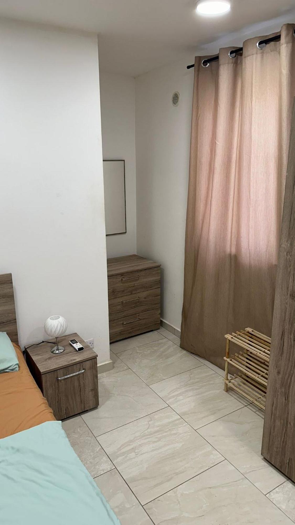 Your Elegant Home Away From Home Shared Apartment Only With Host Żebbuġ Eksteriør billede